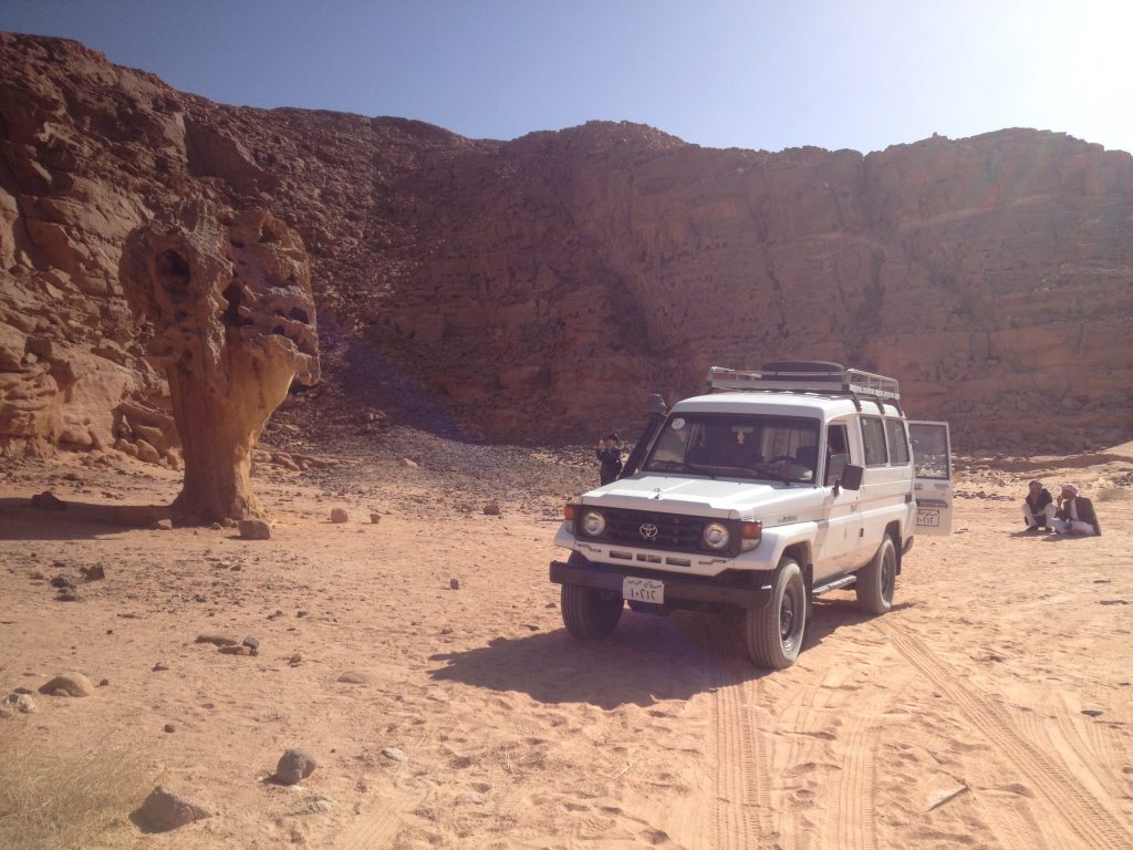 PERMISO INTERNACIONAL DE CONDUCIR- Itinerario 10 días en Egipto Cañón del Color Dahab