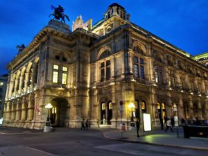 ¿Qué visitar en Viena? Ópera Viena