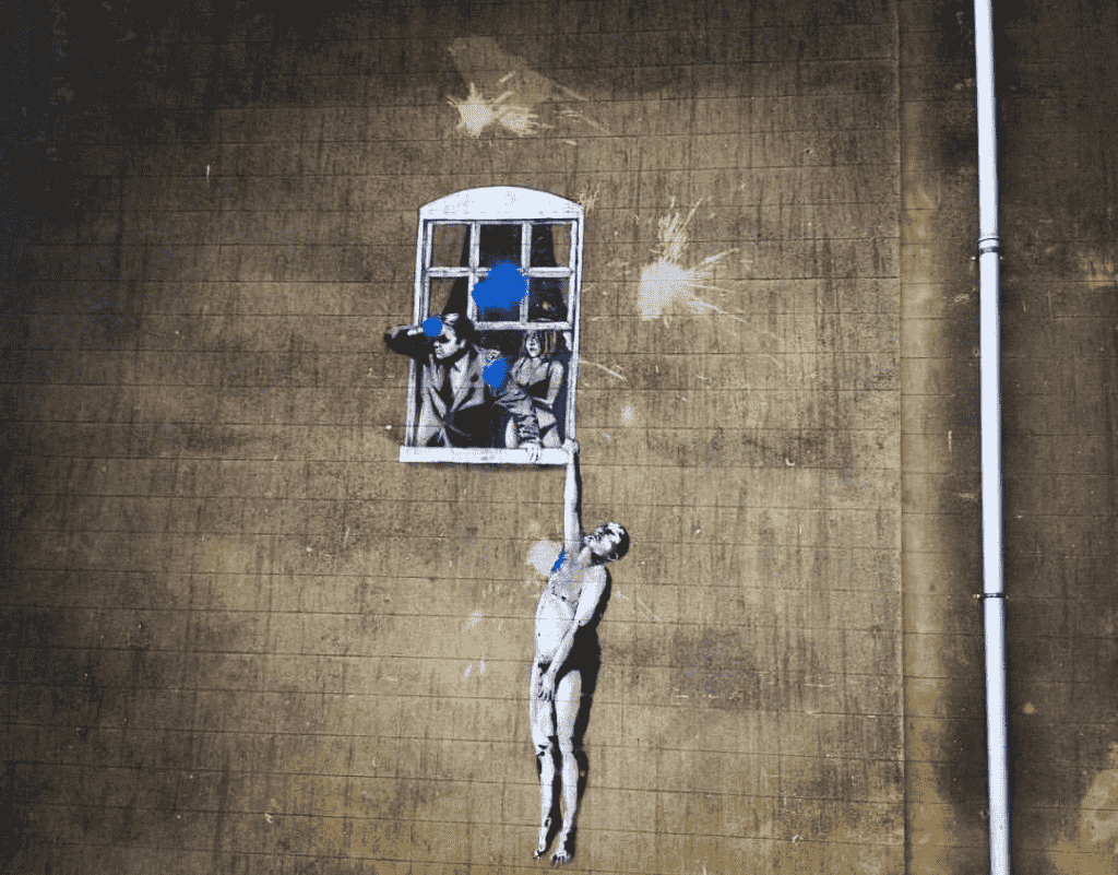 ¿Qué visitar en Bristol? Banksy naked man bristol