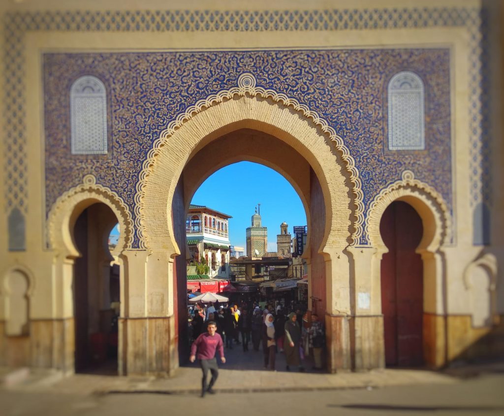 Qué ver en Fez - Bab Boujloud o Puerta Azul - Madraza Bou Inana- Medina Fes El Bali