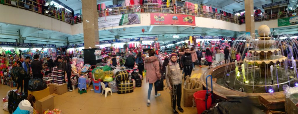 Qué ver en Hanoi - Mercado Dong Xuan Hanoi
