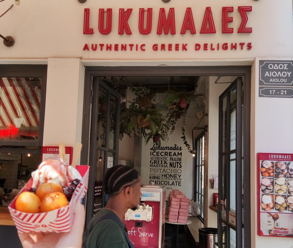 Qué comer en Grecia - platos típicos - Loukoumades
