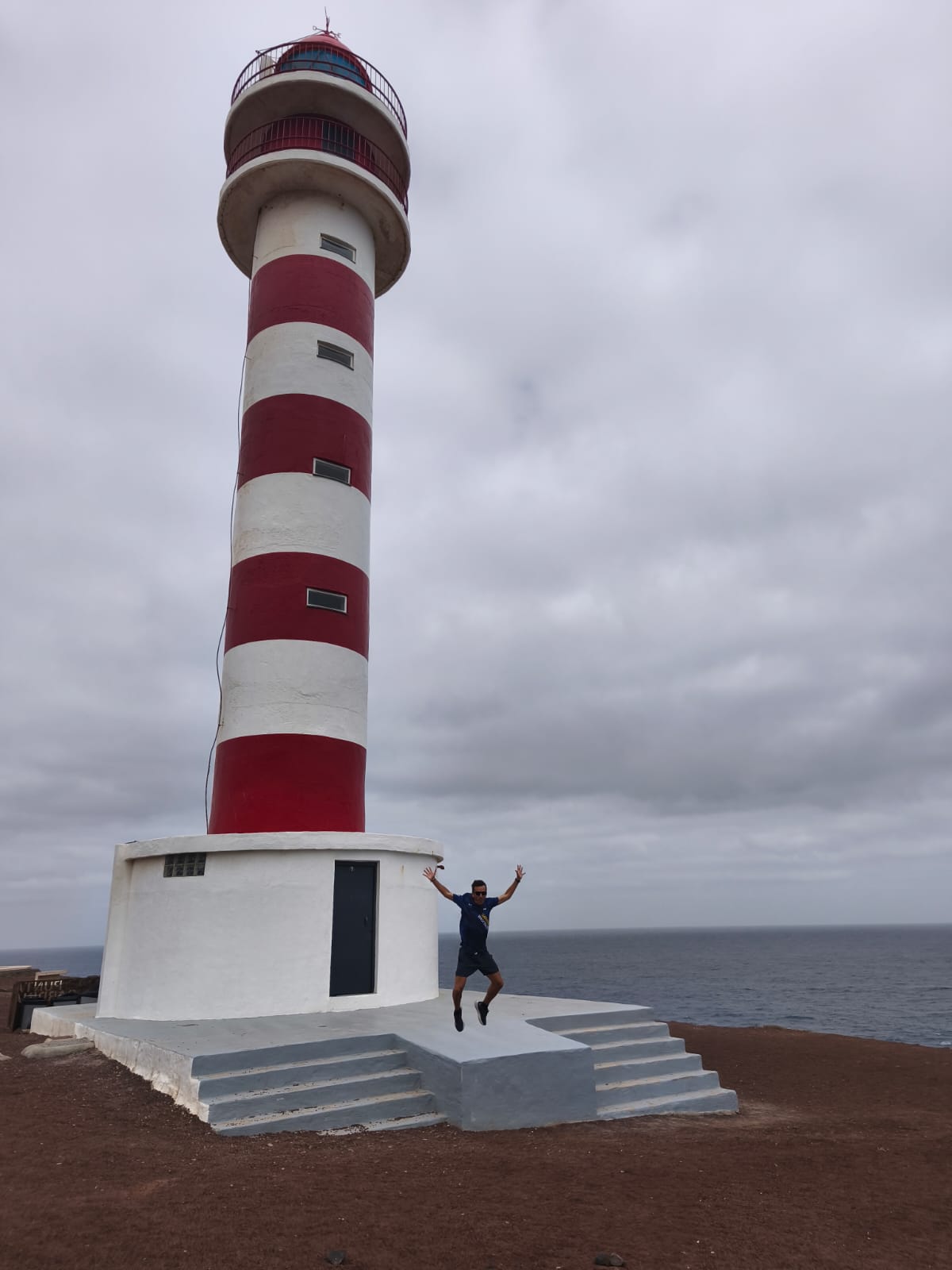 Faro de Sardina - Imprescindibles de Gran Canaria qué ver y hacer en la isla