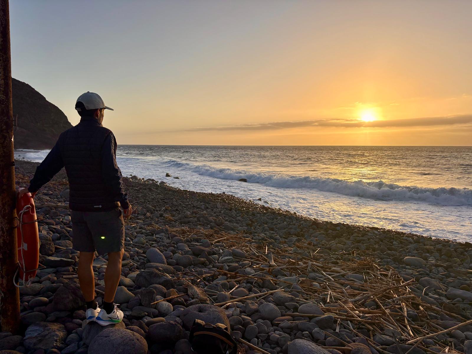 Playa de El Risco - Imprescindibles de Gran Canaria qué ver y hacer en la isla
