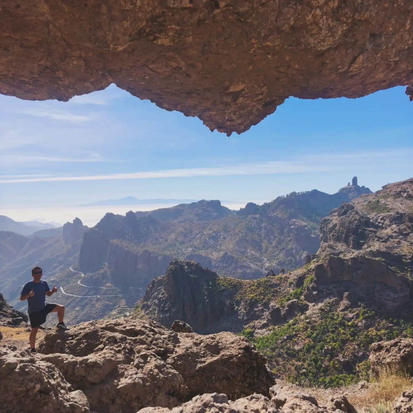 Ventana del Roque Nublo - Imprescindibles de Gran Canaria qué ver y hacer en la isla
