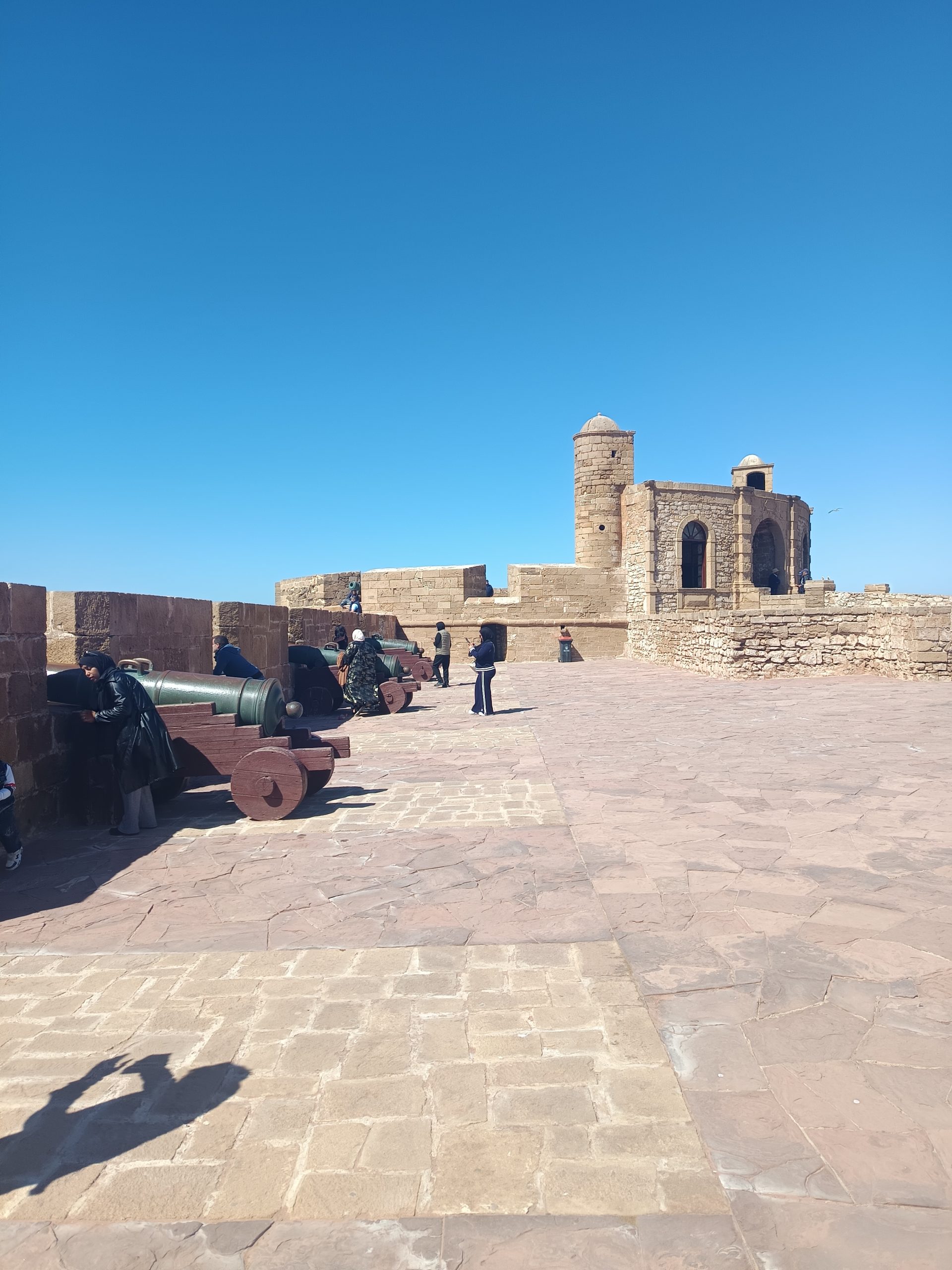 Fortaleza de Essaouira (cañones)- Ruta circular por Marruecos en autocaravana