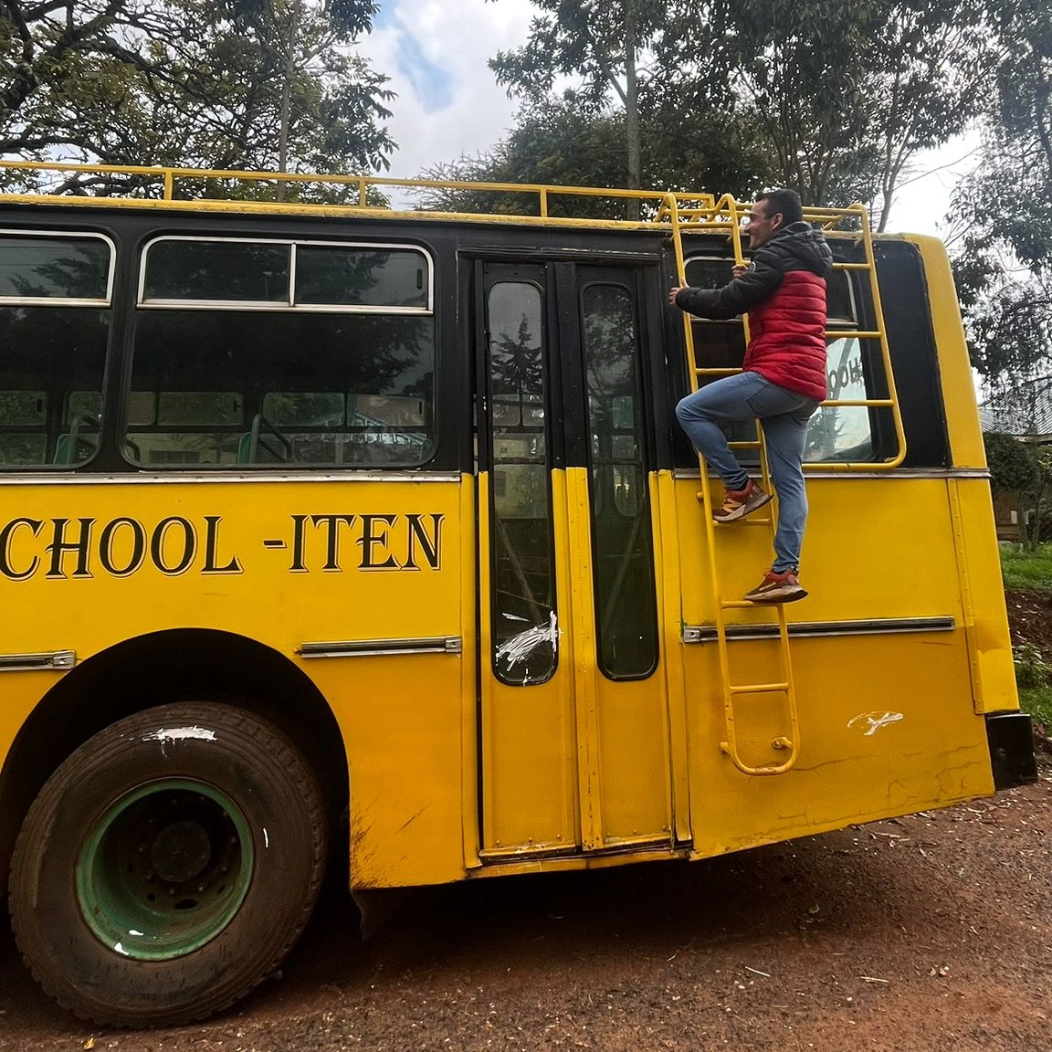 Qué ver y hacer en Iten - St. Patrick's High School autobús